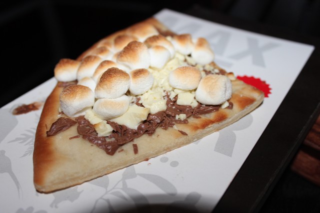 blogs for wives smores pizza max brenner chocolate bar
