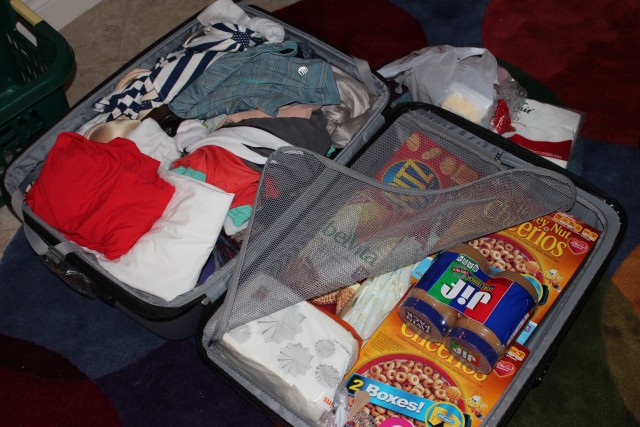 couples traveling to russia packing with food